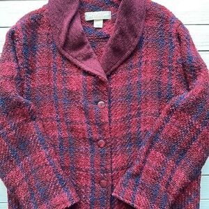 Boyne Valley Weavers Ireland Button Front Oversized Sweater Burgundy size Small